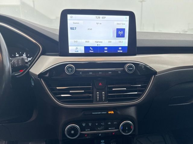 Used 2022 Ford Escape SE w/ Cold Weather Package image 18