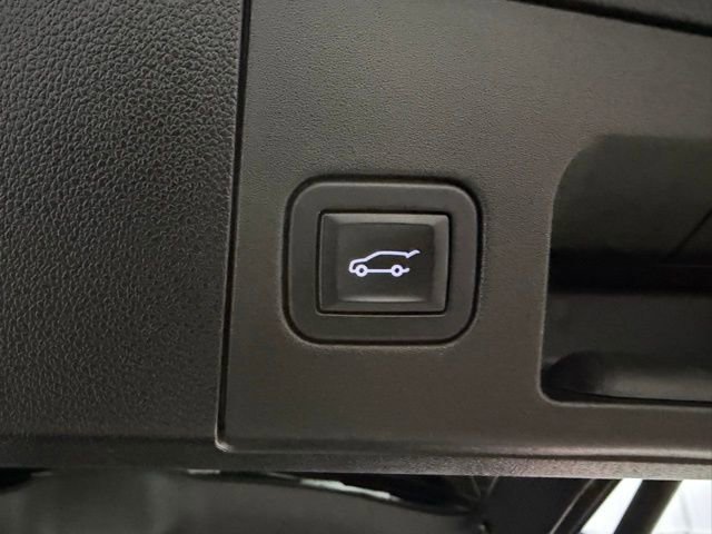 Used 2019 Cadillac XT4 Premium Luxury image 11