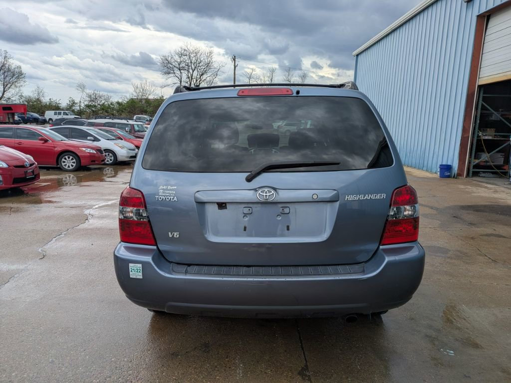 Used 2004 Toyota Highlander 2WD V6 image 6