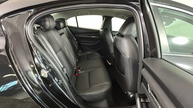 Used 2024 MAZDA MAZDA3 s FWD image 30