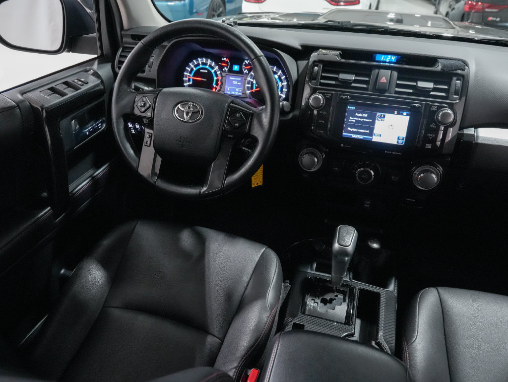 Used 2018 Toyota 4Runner TRD Off-Road Premium AWD/4WD image 11