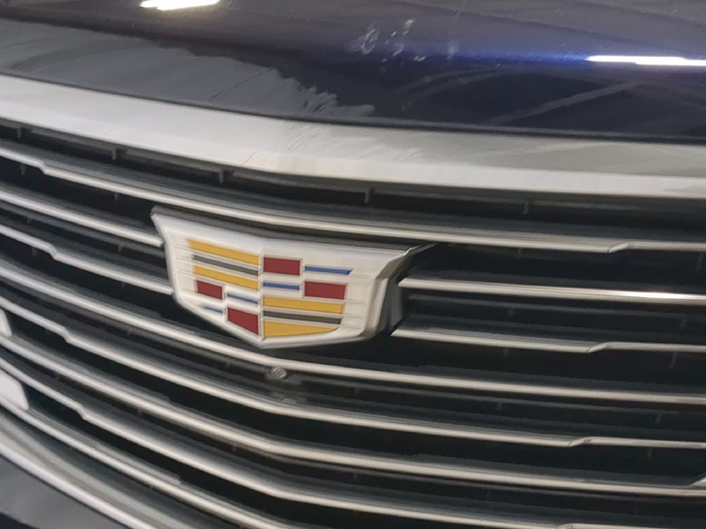 Used 2023 Cadillac Escalade ESV Premium Luxury Platinum AWD/4WD image 15
