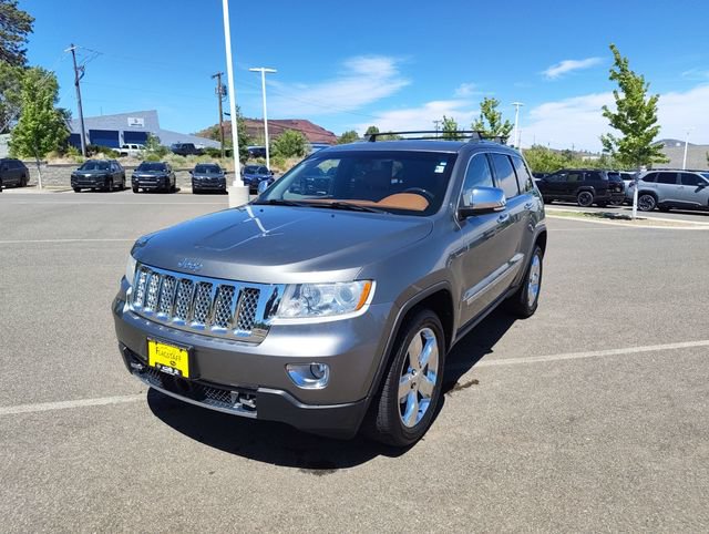 Used 2012 Jeep Grand Cherokee Overland Summit RWD image 7