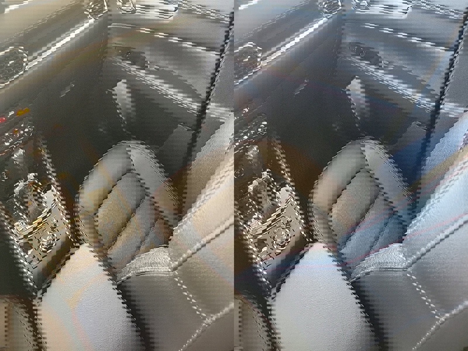 Used 2024 MAZDA CX-5 Carbon Edition image 15