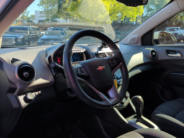 Used 2013 Chevrolet Sonic LT FWD image 10