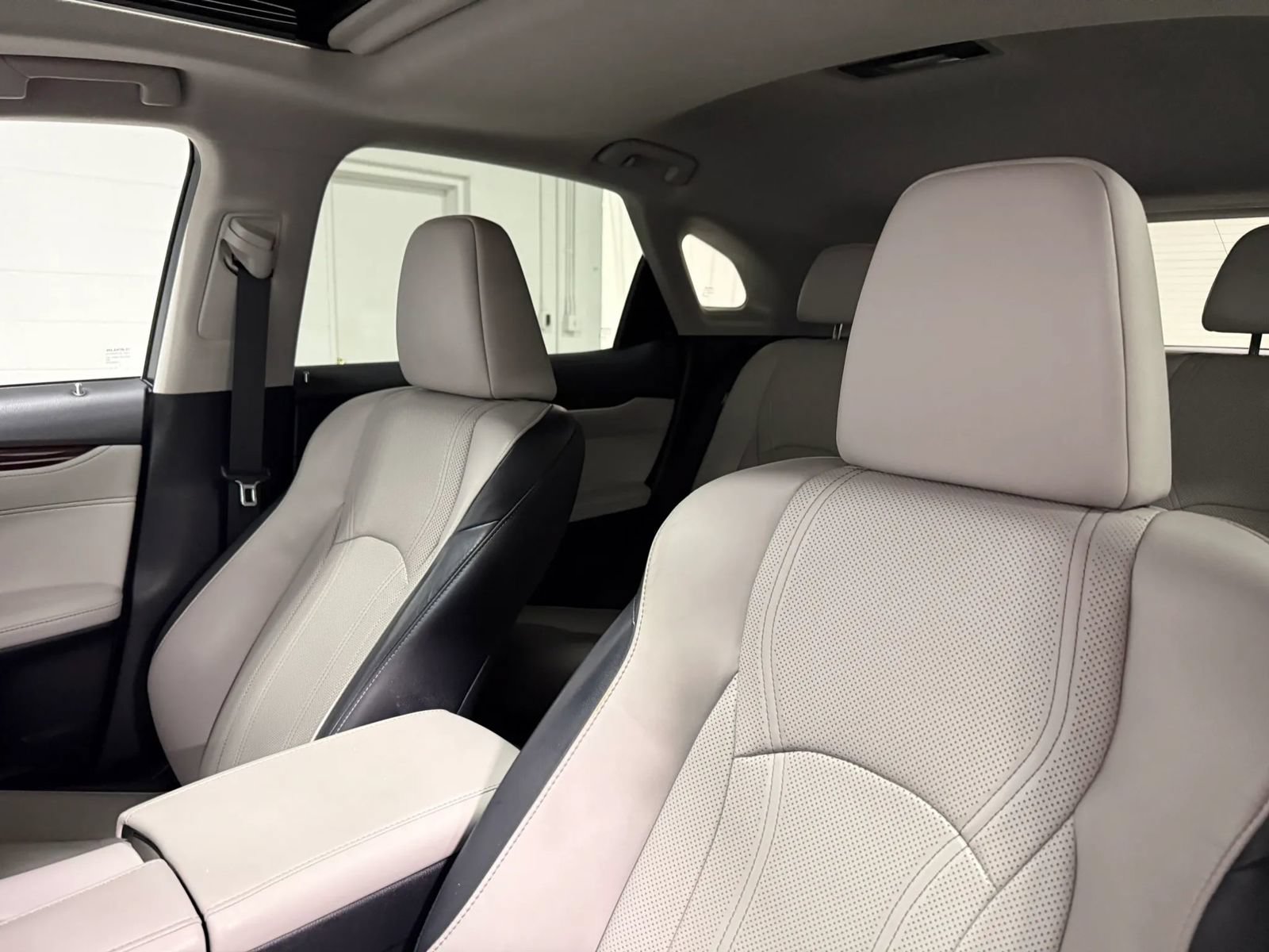 Used 2017 Lexus RX 350 AWD w/ Premium Package image 17