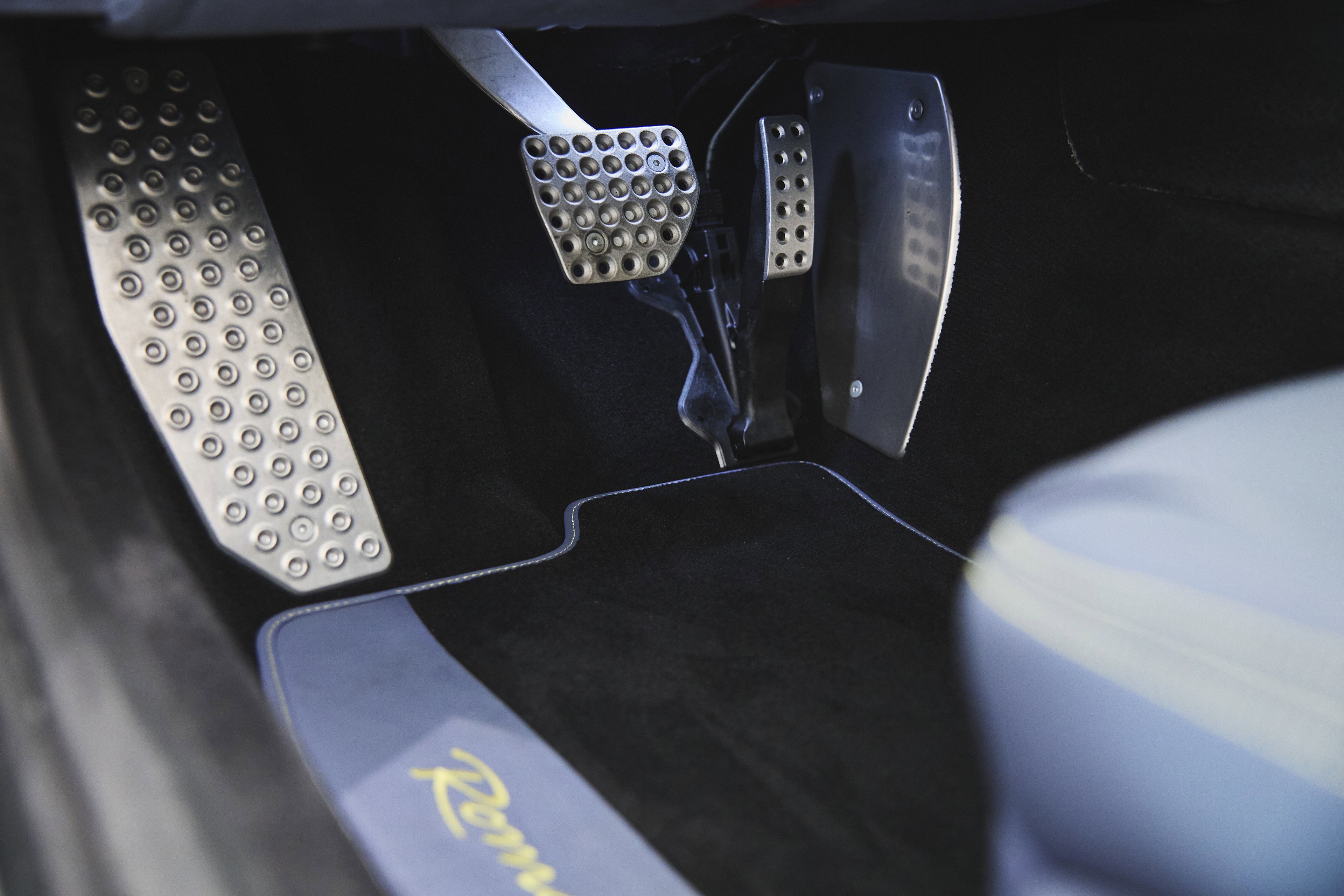 Used 2024 Ferrari Roma image 20