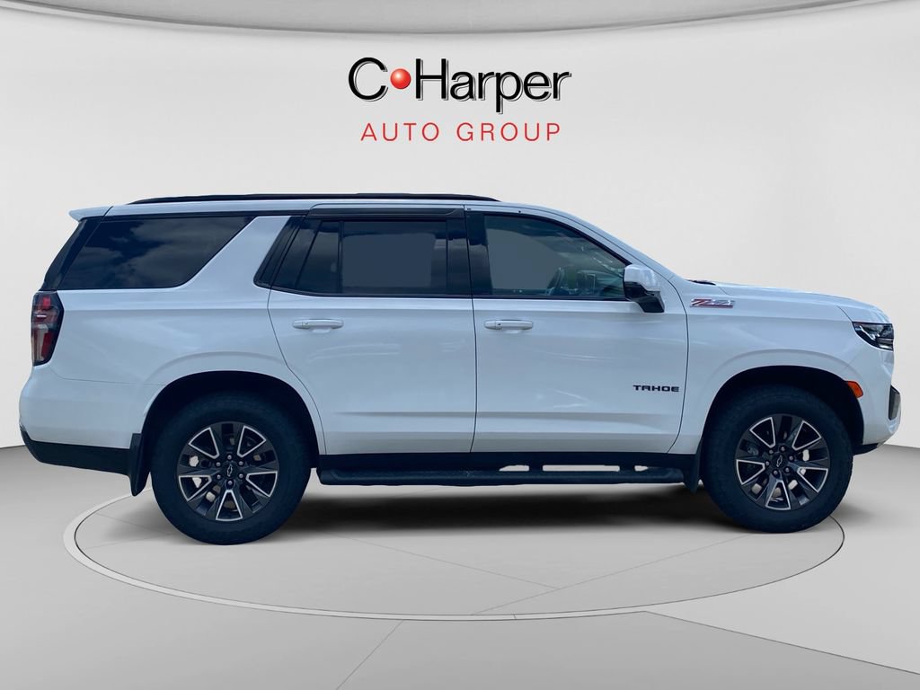 Used 2022 Chevrolet Tahoe Z71 w/ Luxury Package AWD/4WD image 2
