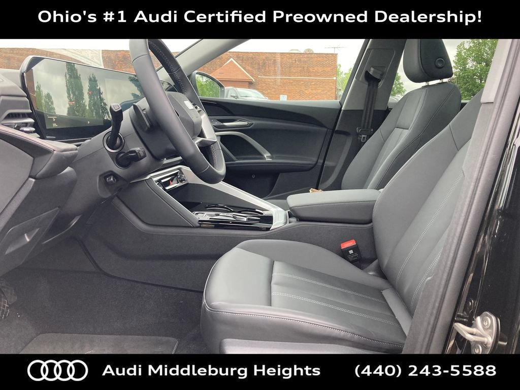 Certified 2025 Audi Q5 Premium w/ Convenience Package AWD/4WD image 11