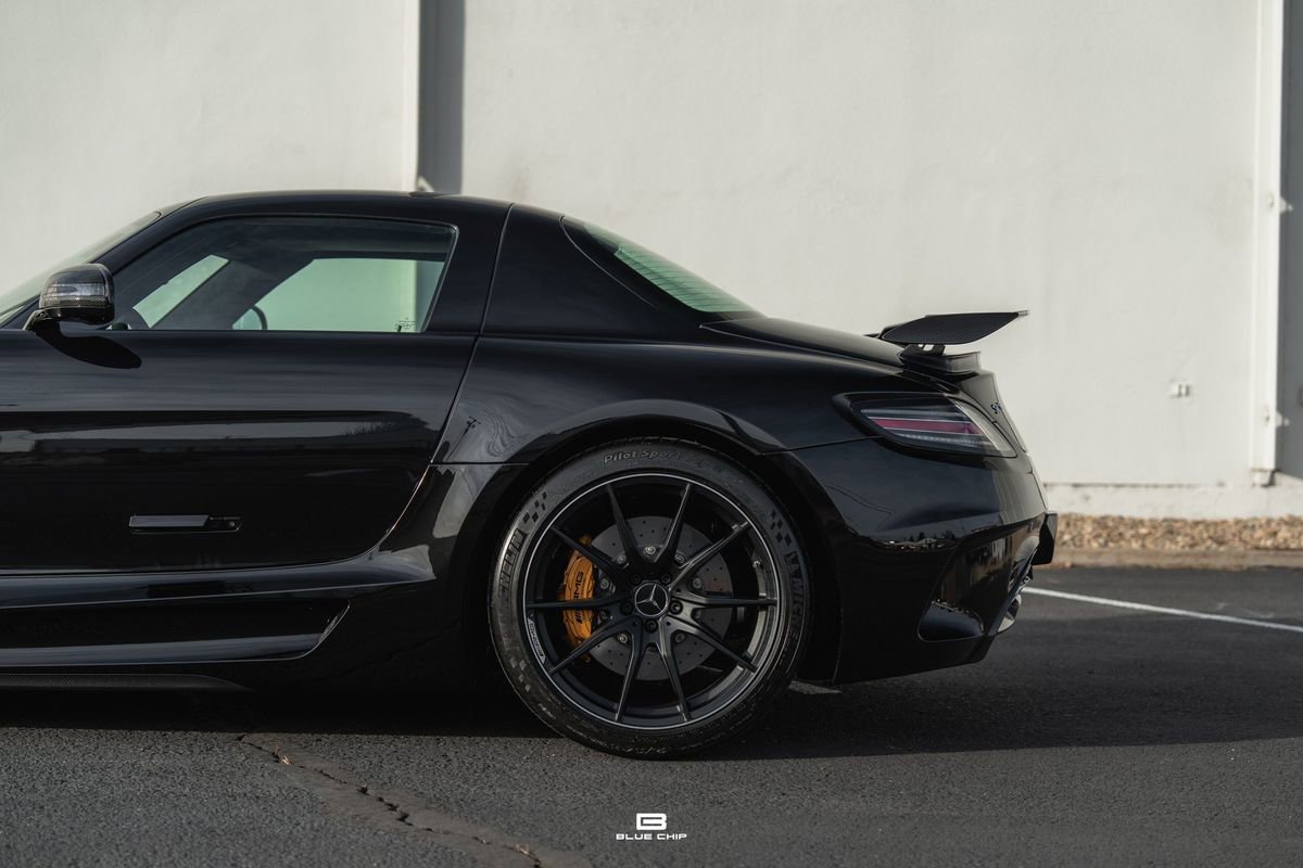 Used 2014 Mercedes-Benz SLS AMG Black Series image 4
