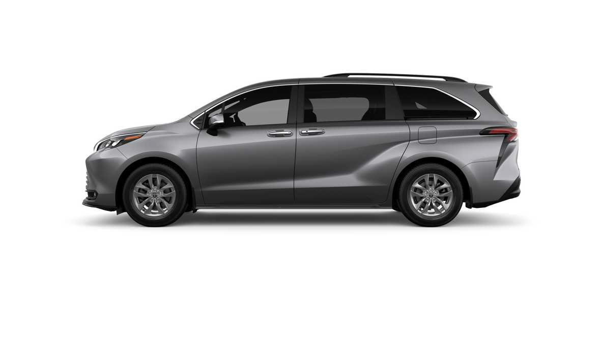 New 2026 Toyota Sienna XLE AWD/4WD image 3