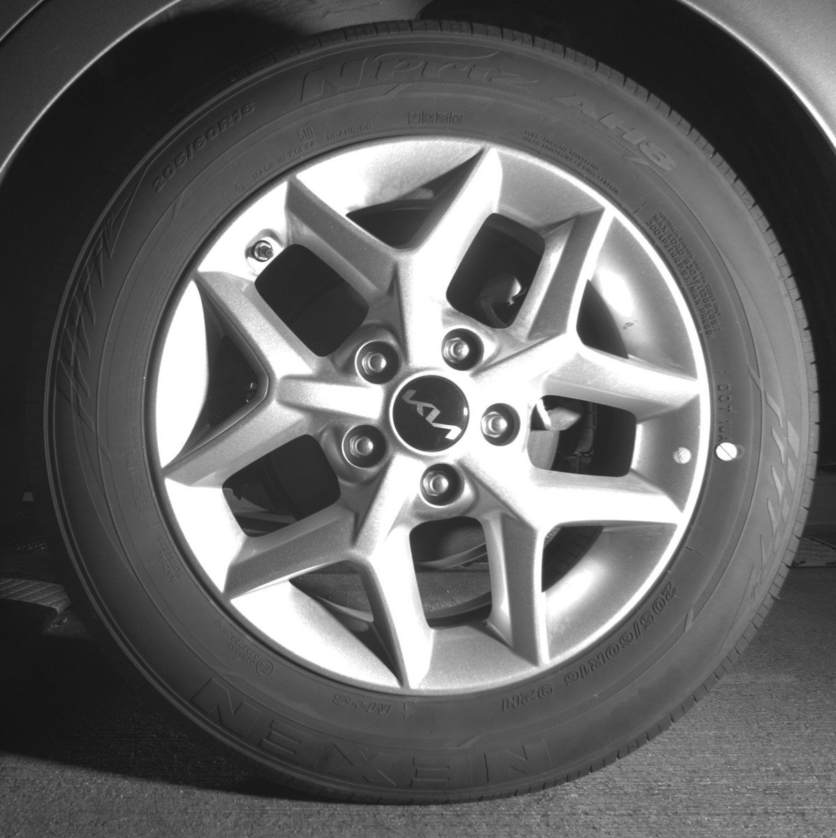 Used 2025 Kia Soul LX w/ LX Technology Package FWD image 14