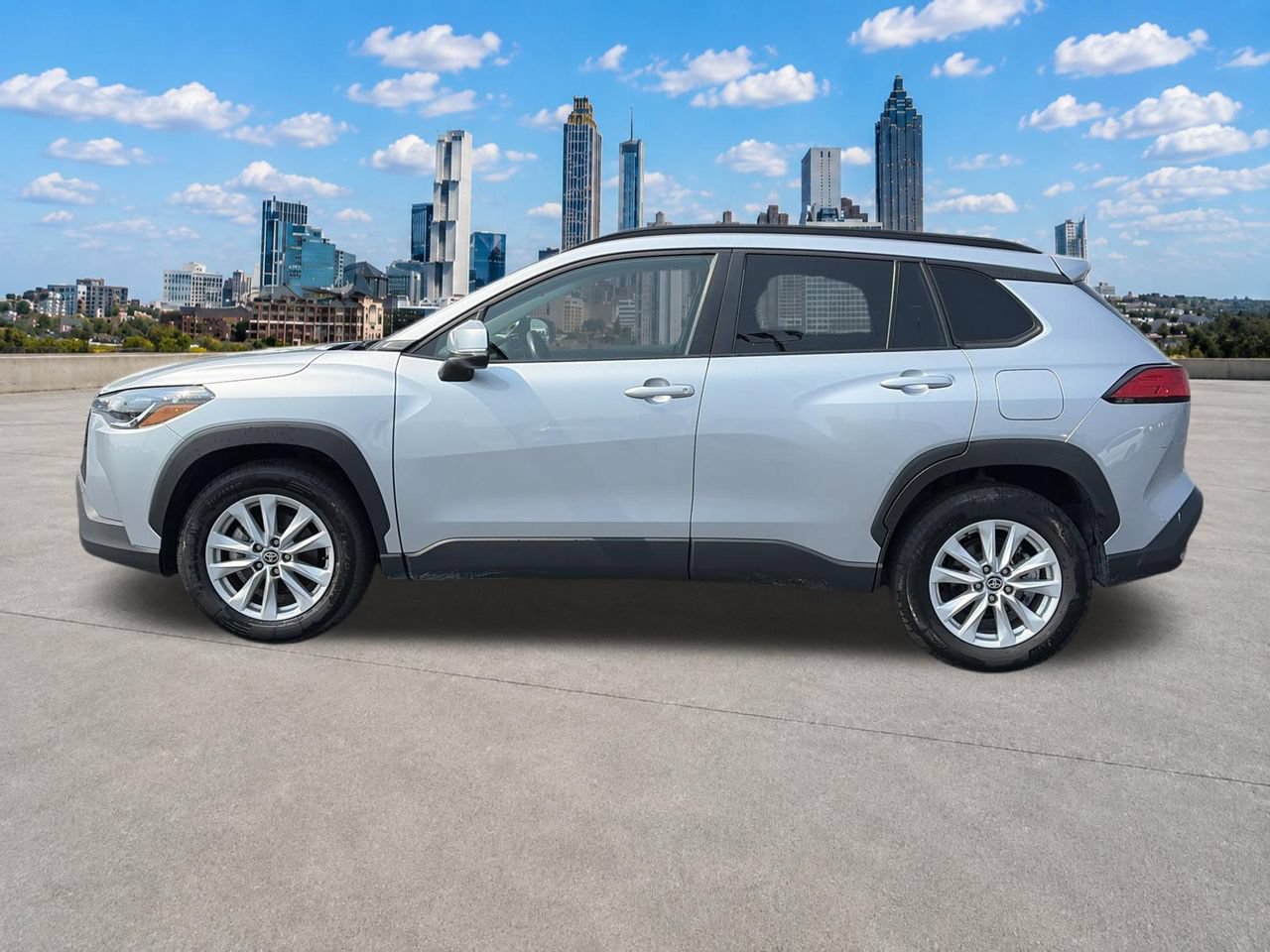 Used 2024 Toyota Corolla Cross LE AWD/4WD image 22