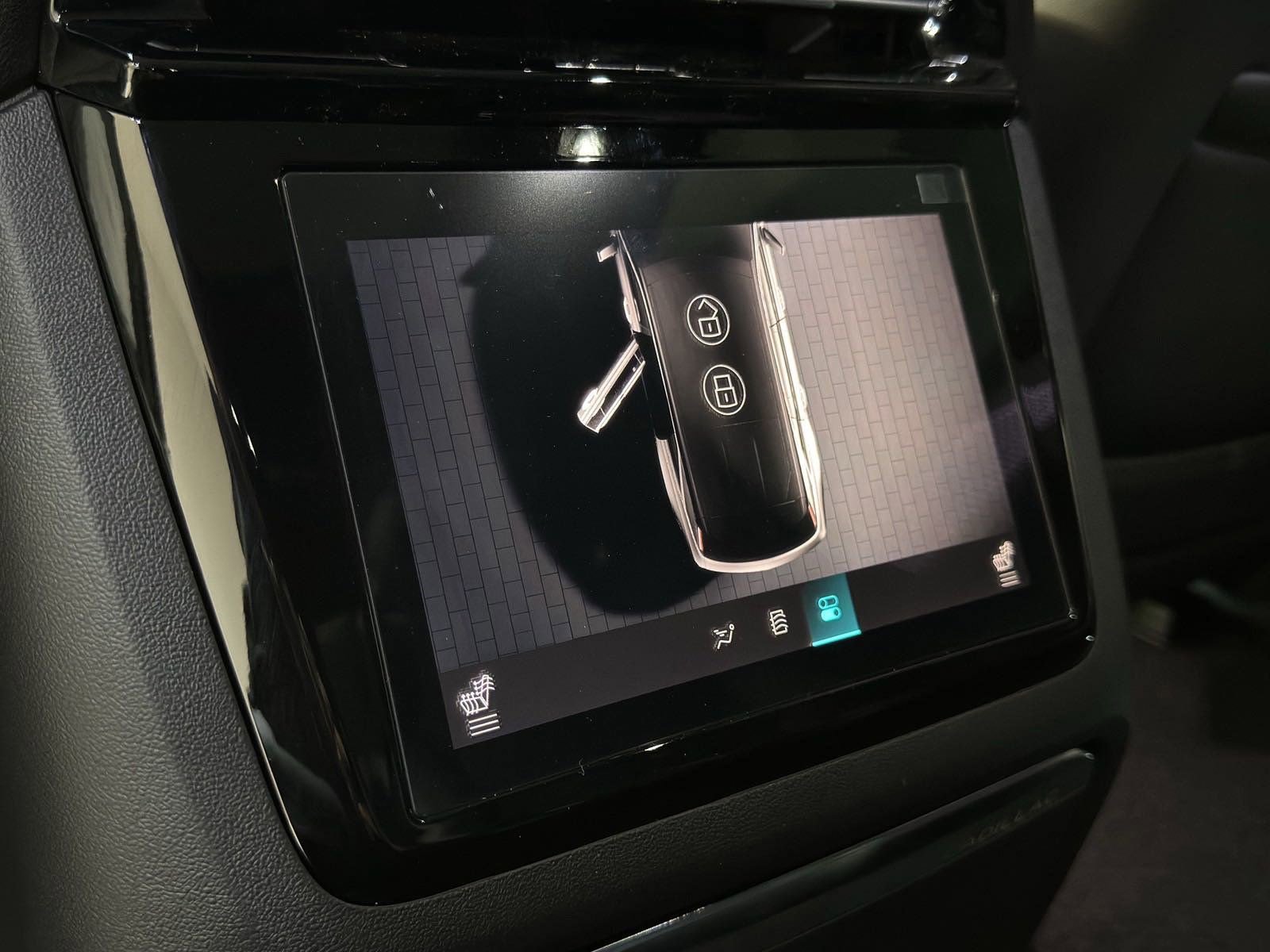 New 2025 Cadillac Escalade IQ Luxury 2 image 49