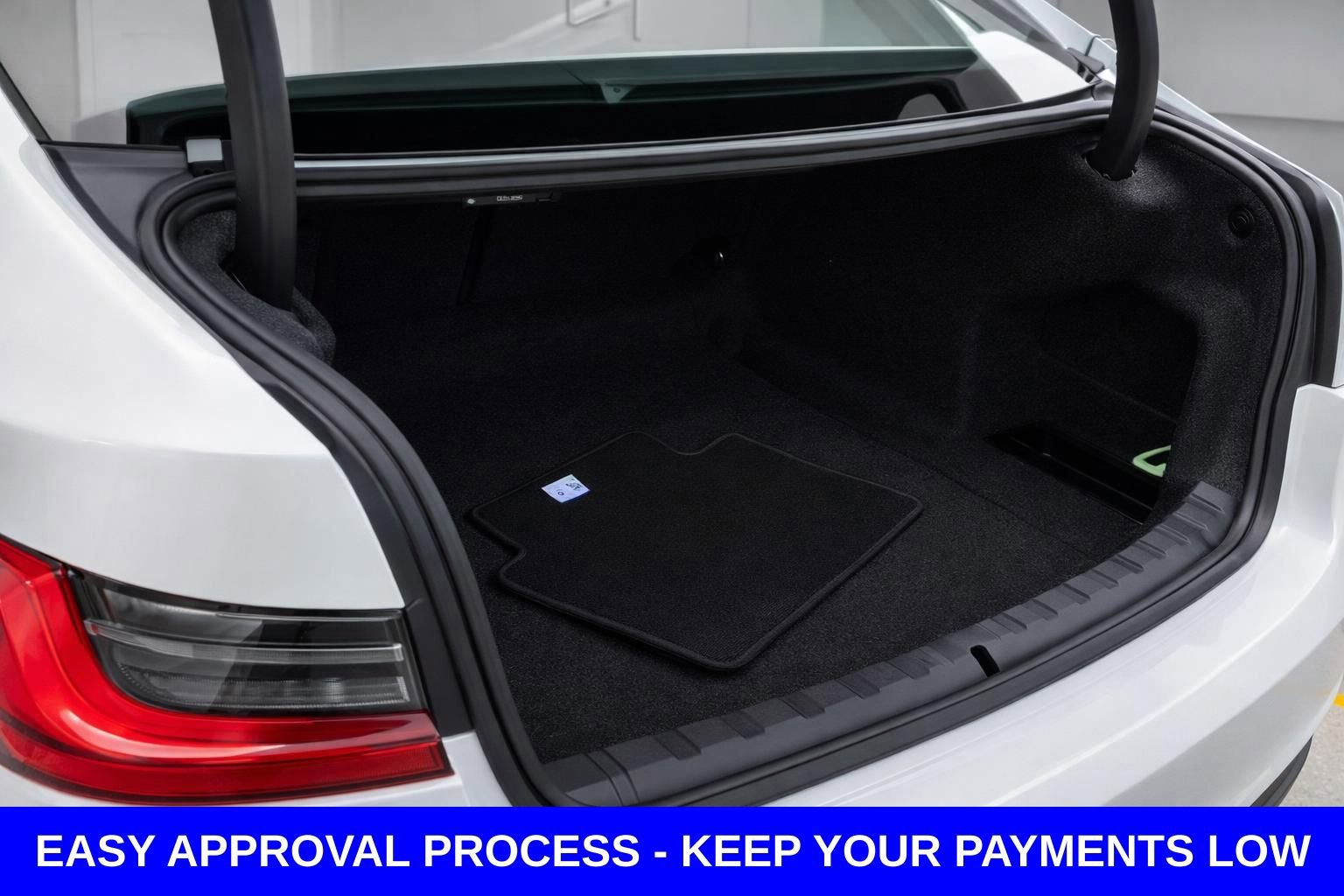 Used 2024 BMW 330i xDrive Sedan AWD/4WD image 19