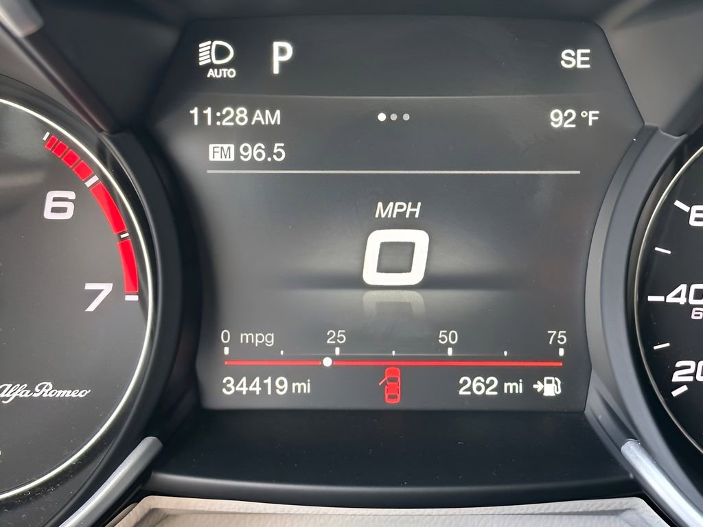 Used 2019 Alfa Romeo Giulia RWD image 9