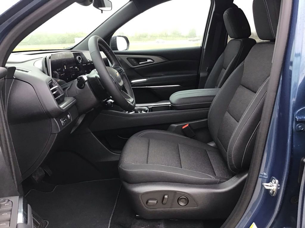 New 2026 Chevrolet Traverse LT image 33