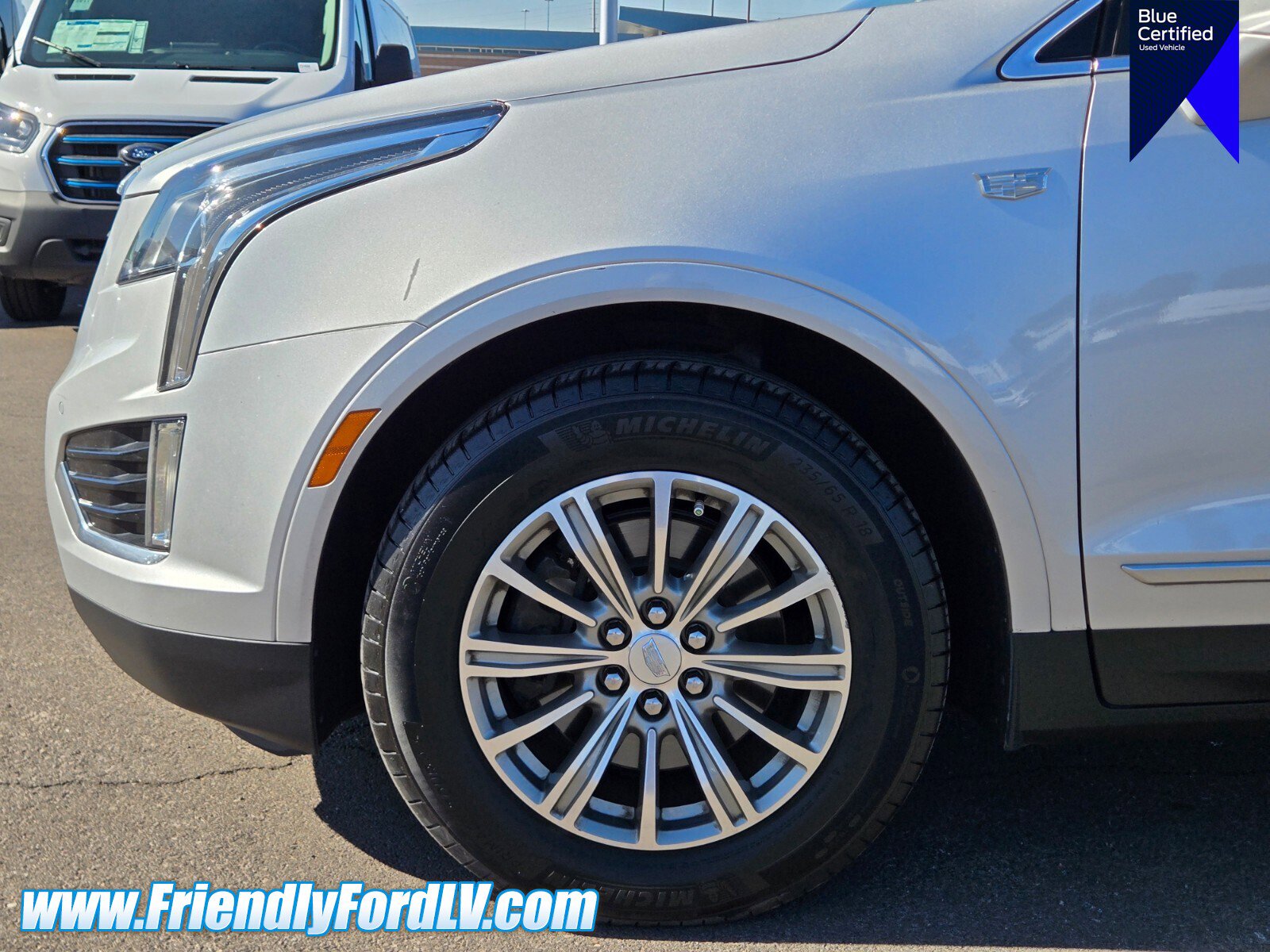 Used 2019 Cadillac XT5 Luxury w/ Advanced Security Package FWD image 8