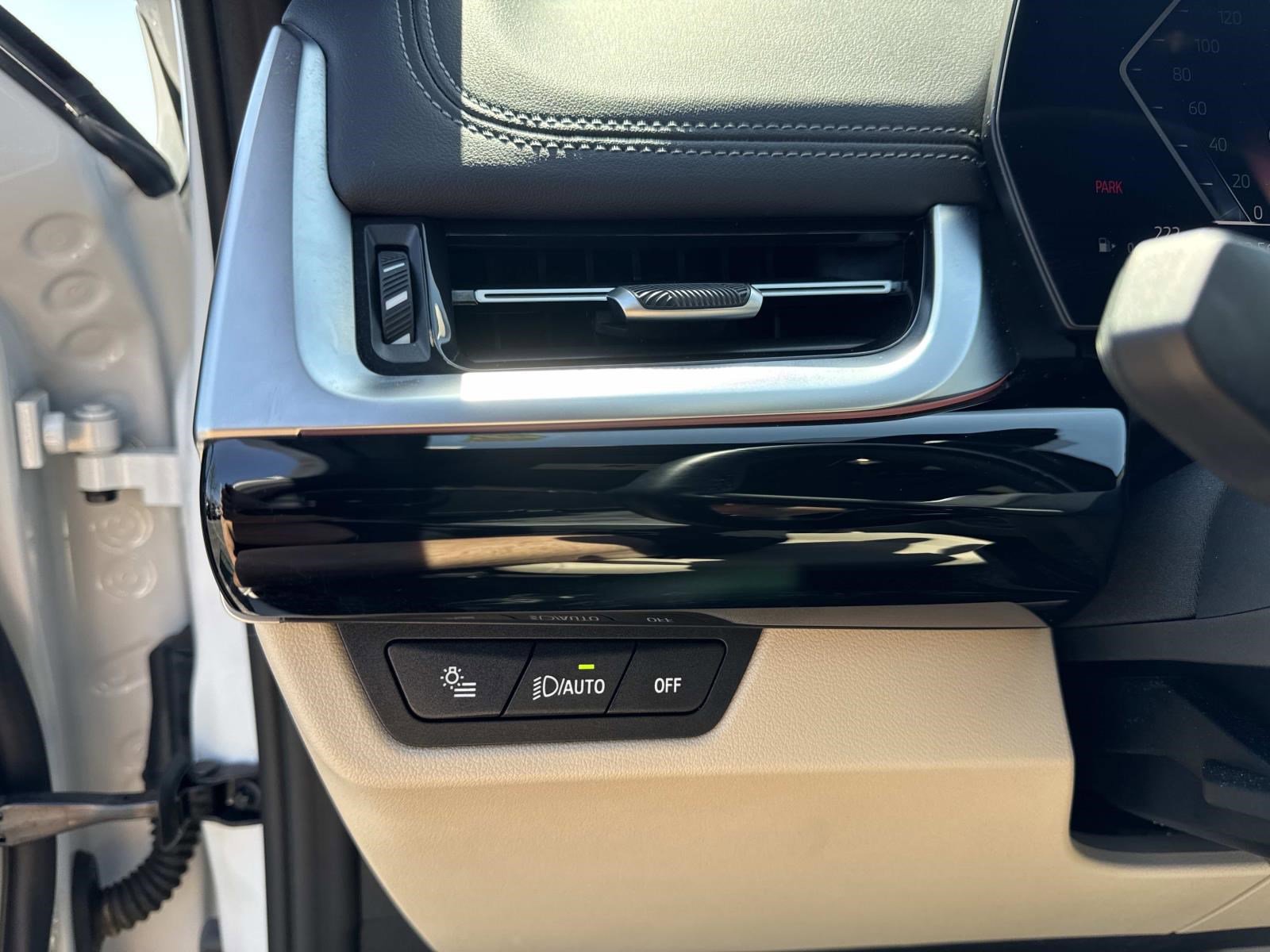 Certified 2023 BMW X1 xDrive28i w/ Convenience Package AWD/4WD image 32