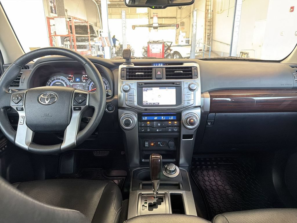 Used 2019 Toyota 4Runner Limited AWD/4WD image 22