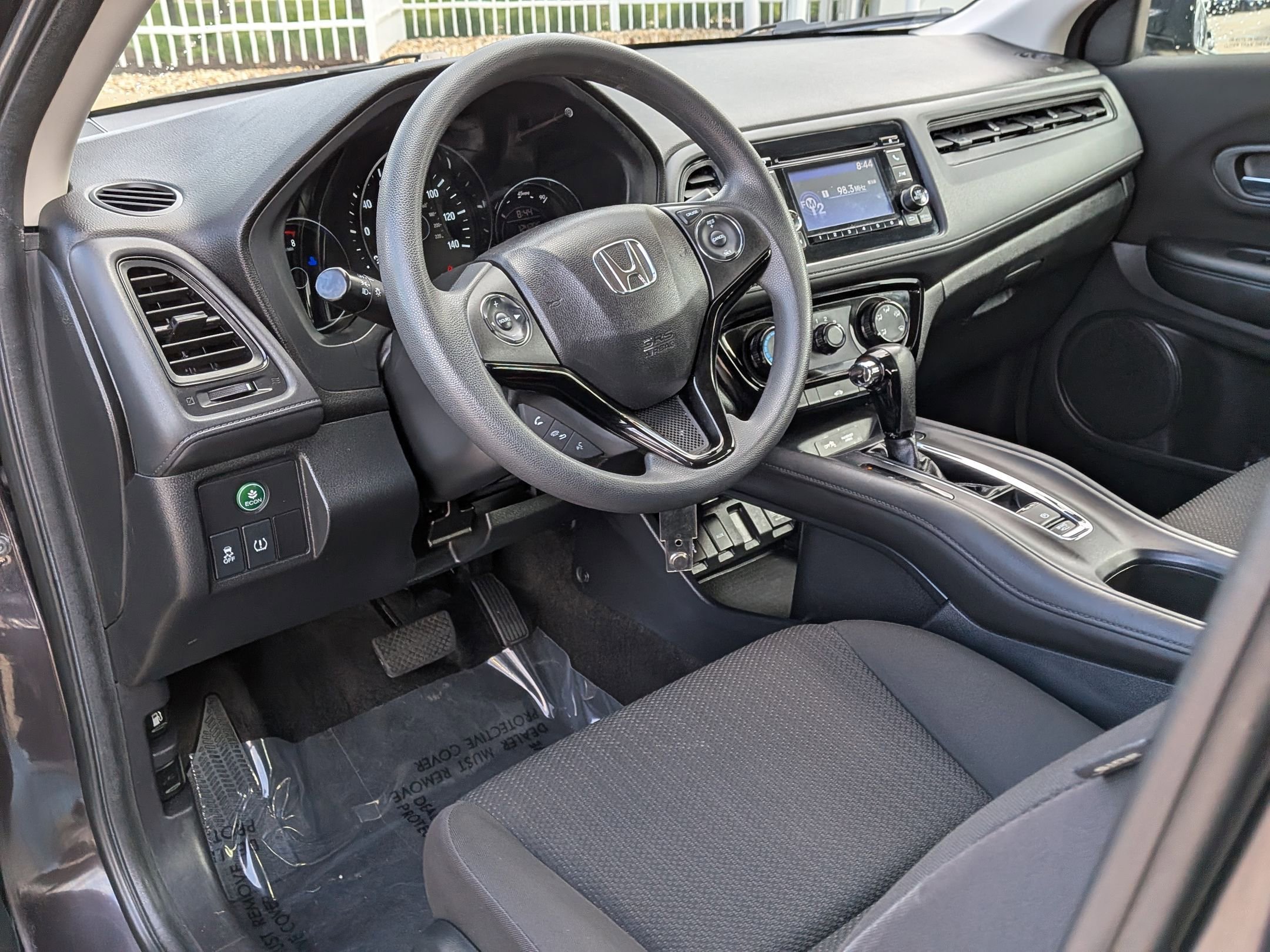 Used 2016 Honda HR-V LX image 10