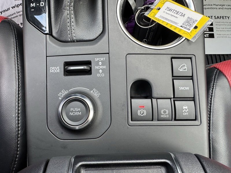 Certified 2023 Toyota Highlander XSE image 15