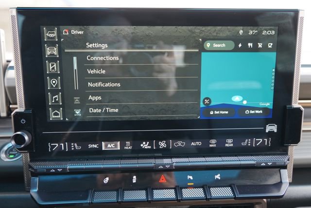 Used 2024 GMC Hummer EV 3X w/ LPO, Illumination Package image 51