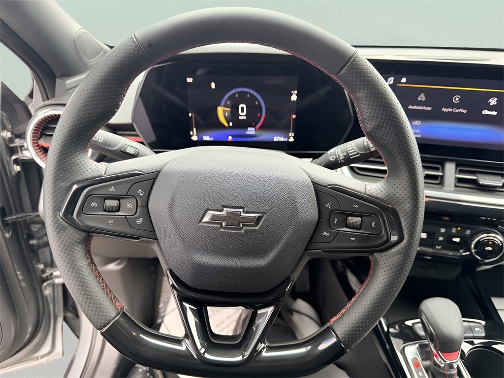 Used 2025 Chevrolet Trax RS w/ Driver Confidence Package image 15