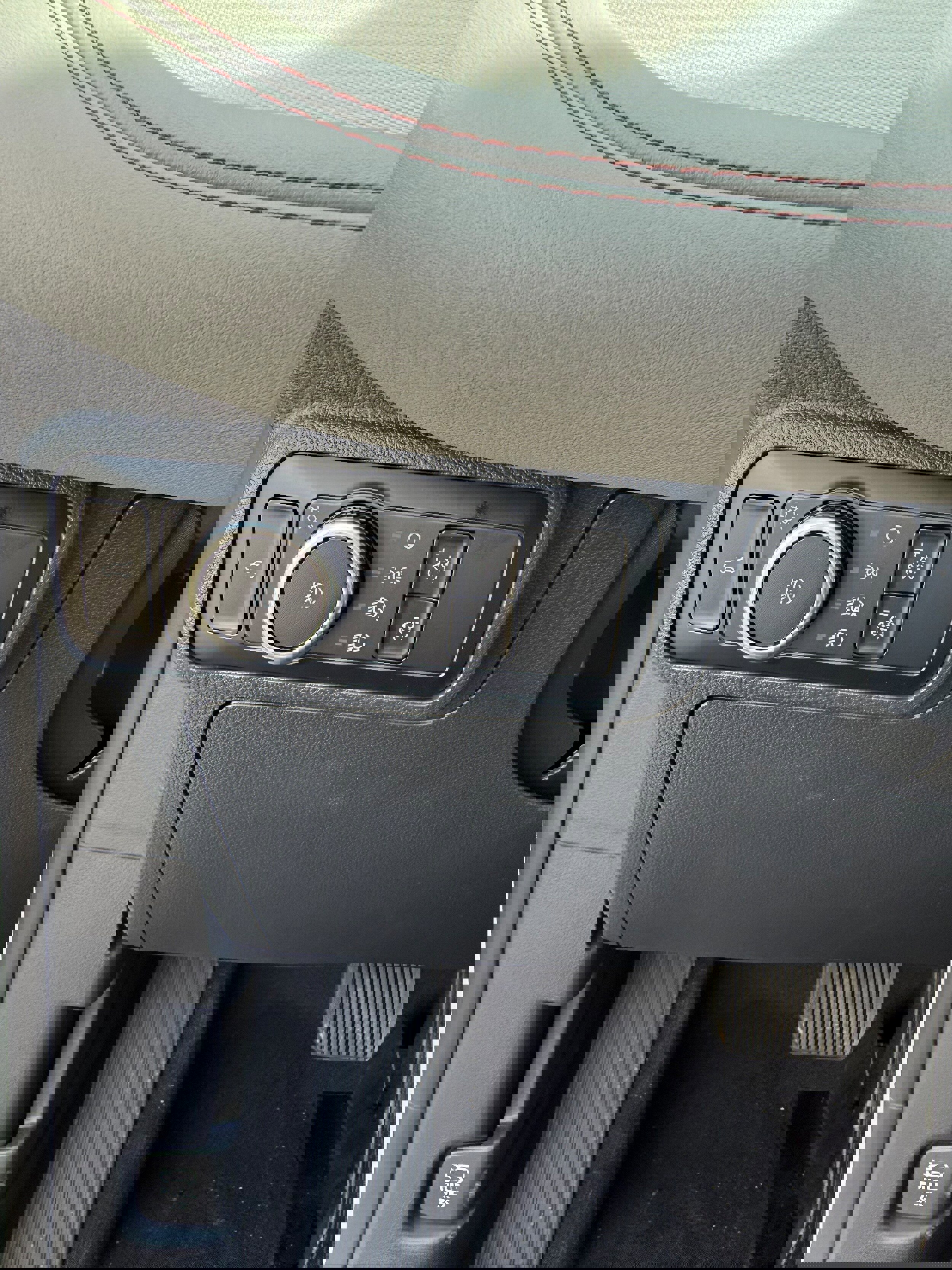 New 2026 Ford Explorer Active image 23