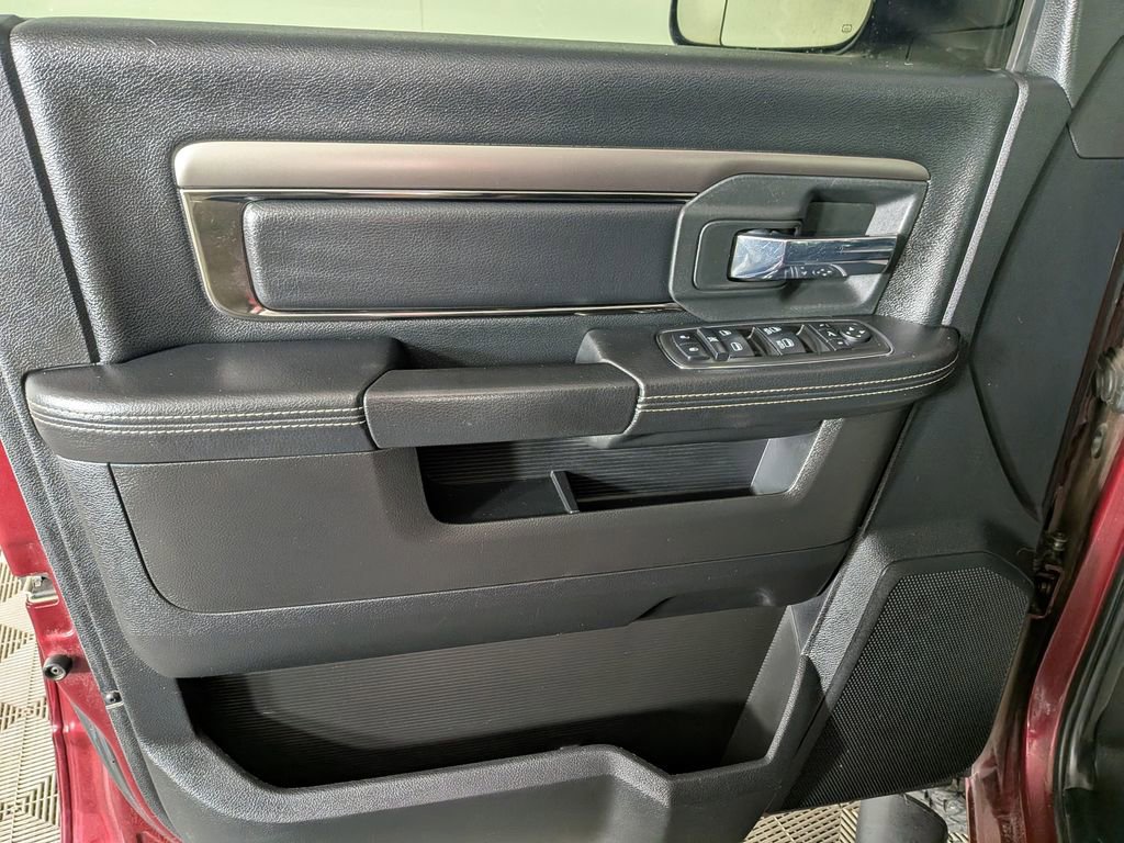 Used 2018 RAM 2500 Big Horn w/ Sport Appearance Group image 14