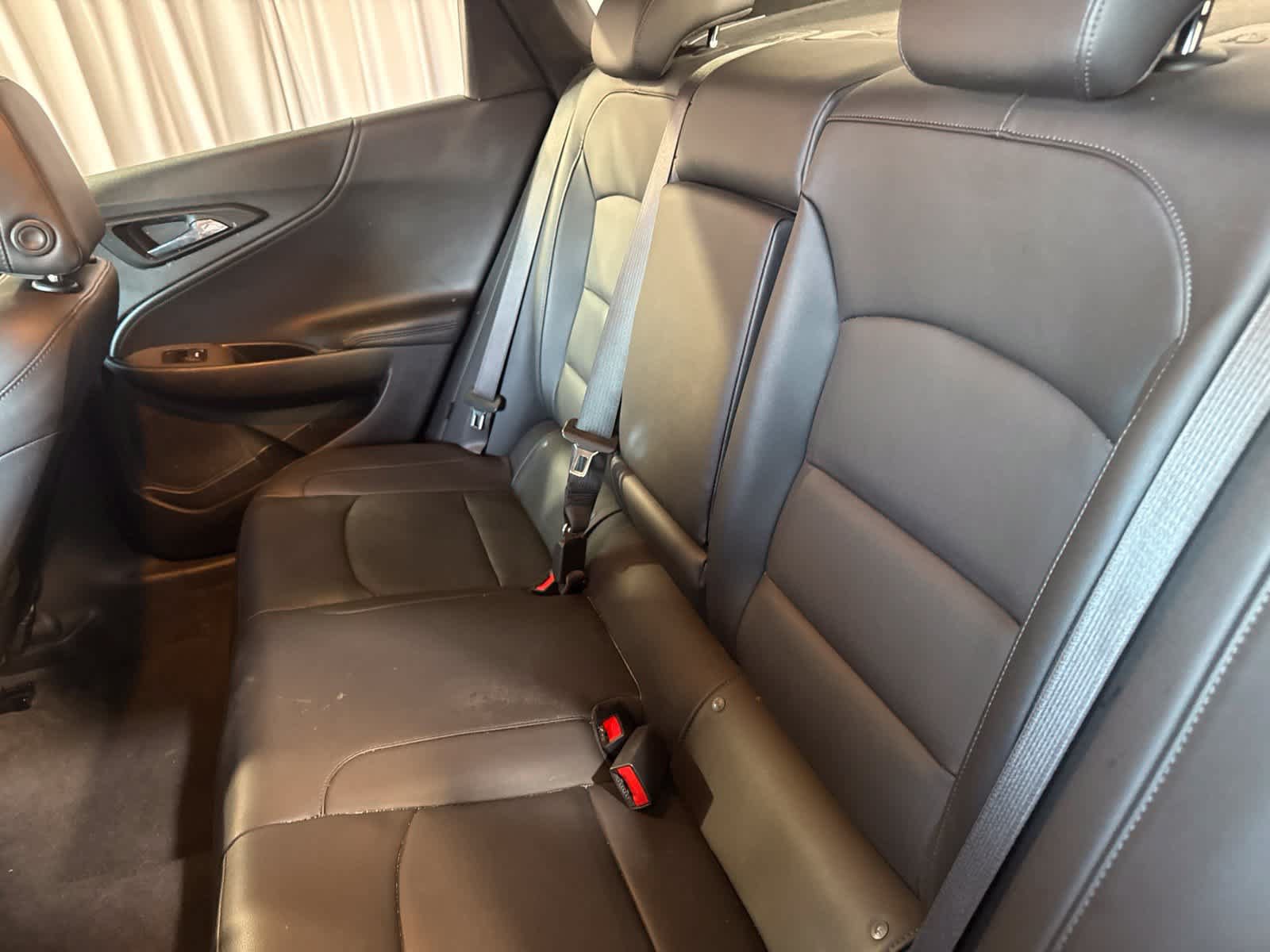 Used 2021 Chevrolet Malibu LT w/ Leather Package FWD image 17