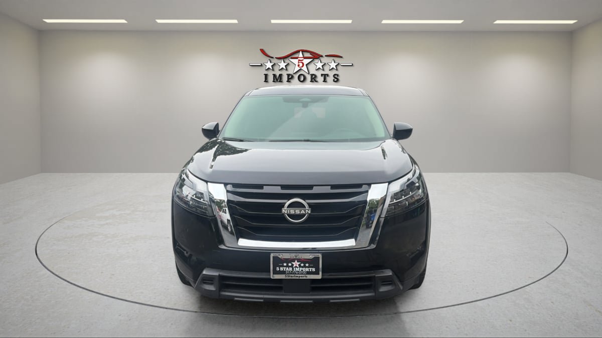 Used 2023 Nissan Pathfinder S w/ Cargo Package FWD image 8