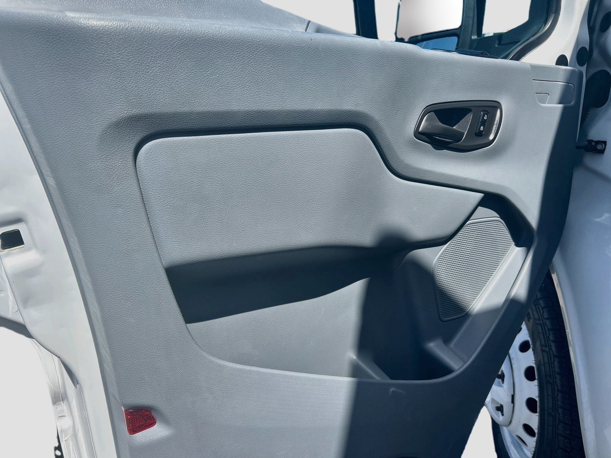 Used 2019 Ford Transit 350 156 DRW RWD image 16