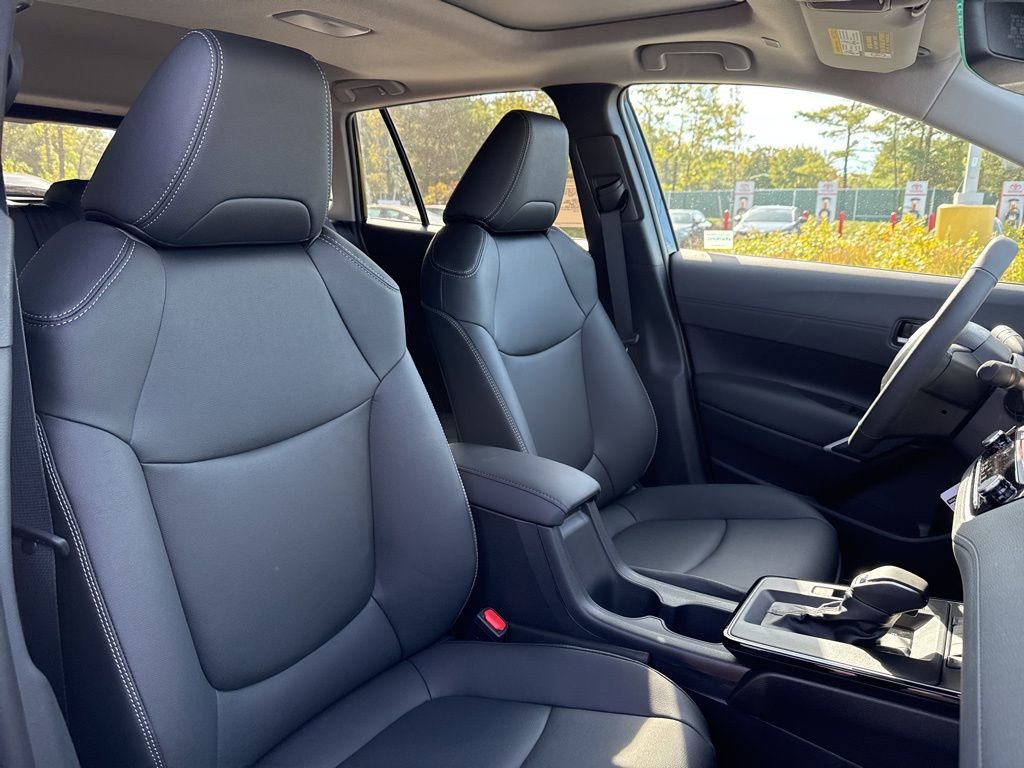 New 2026 Toyota Corolla Cross XLE image 15