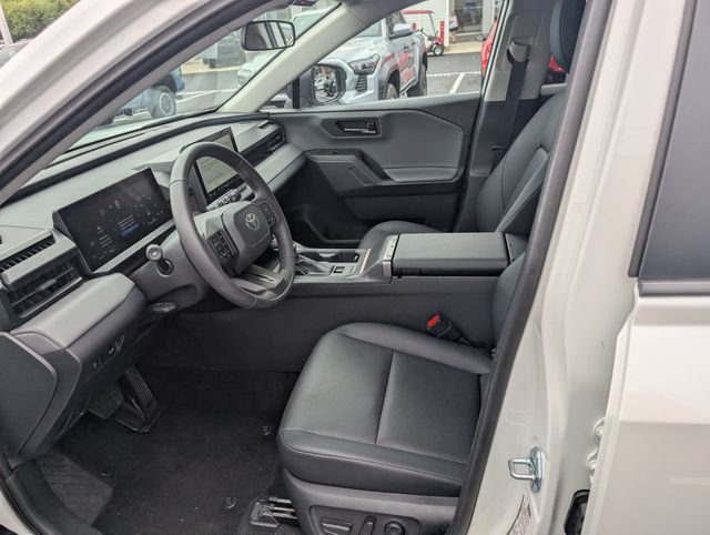 Used 2026 Toyota RAV4 XLE Premium AWD/4WD image 17