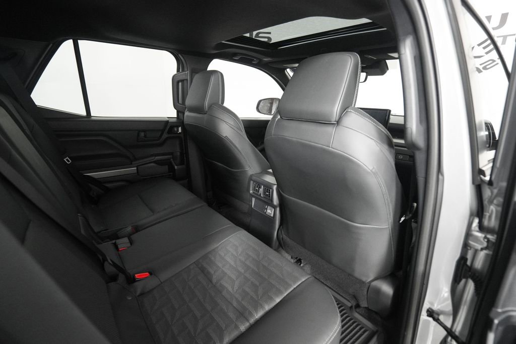 Used 2025 Toyota 4Runner TRD Sport Premium image 18