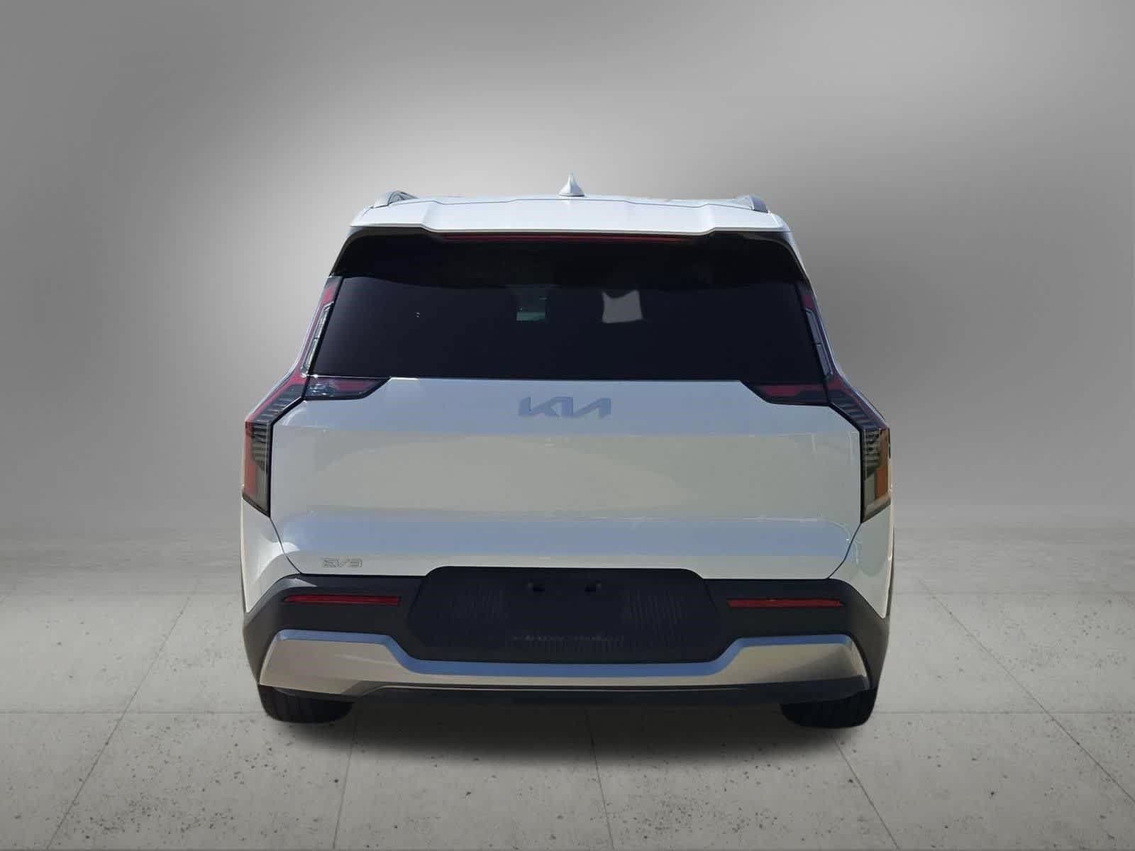Certified 2024 Kia EV9 Wind AWD/4WD image 5