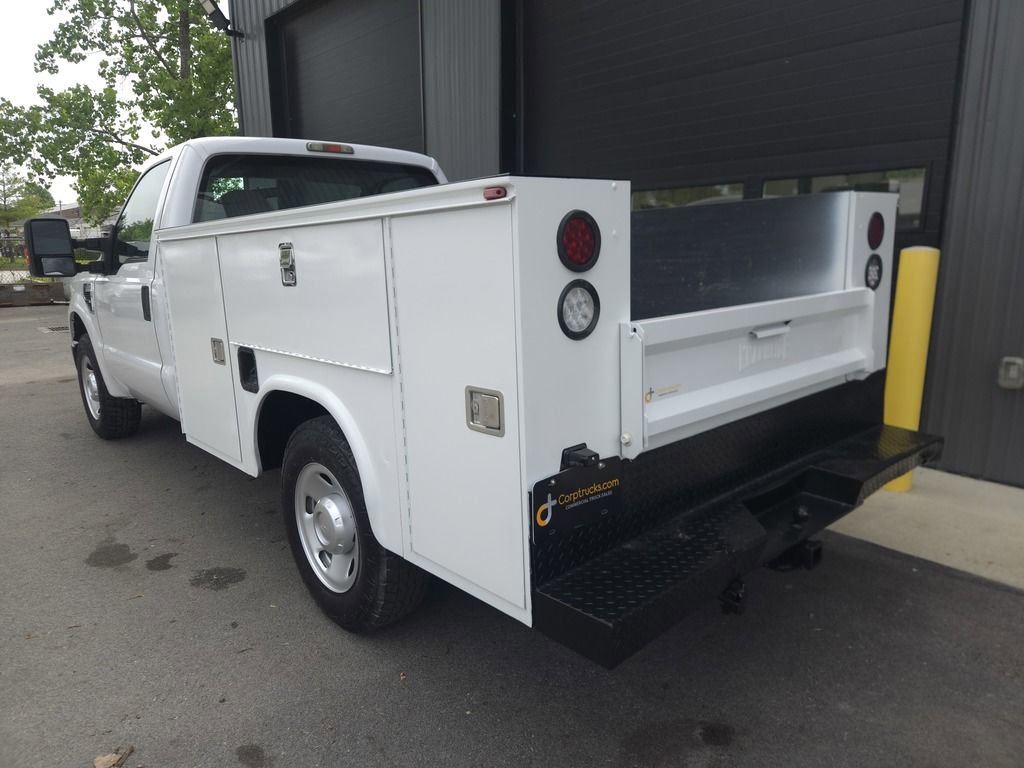 Used 2008 Ford F250 2WD Regular Cab Super Duty image 3