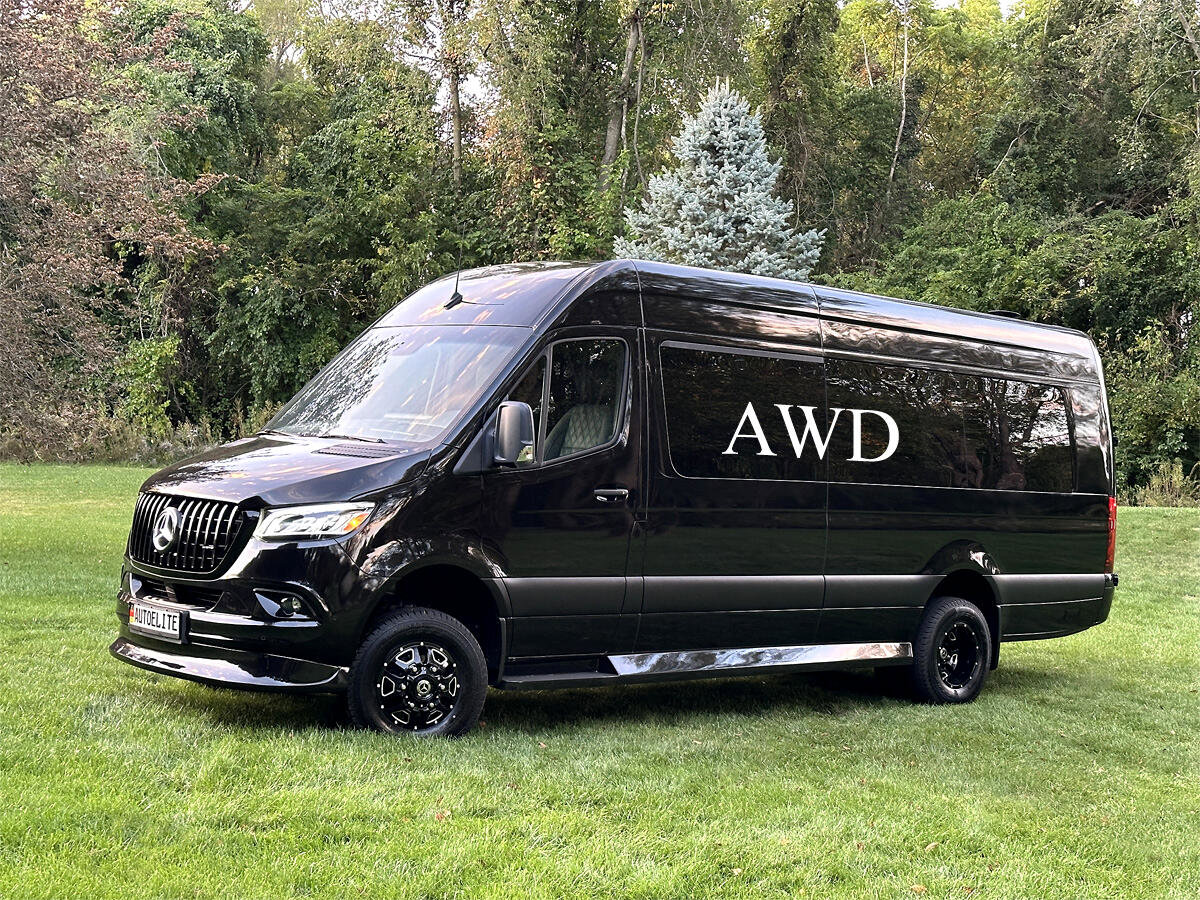 Used 2024 Mercedes-Benz Sprinter 3500 image 5