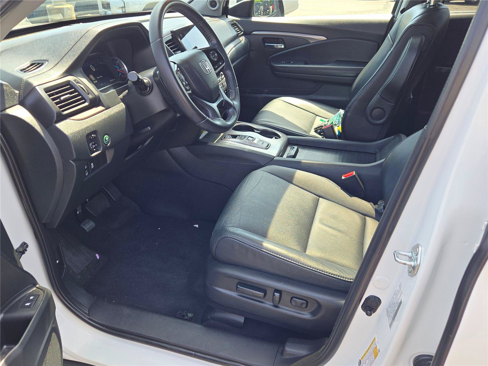 Used 2022 Honda Pilot Special Edition image 4