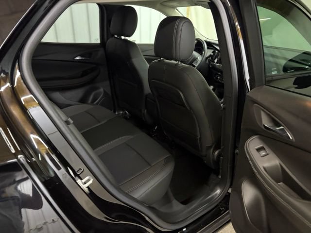 Used 2023 Buick Encore GX Preferred w/ Cold Weather Comfort Package FWD image 14