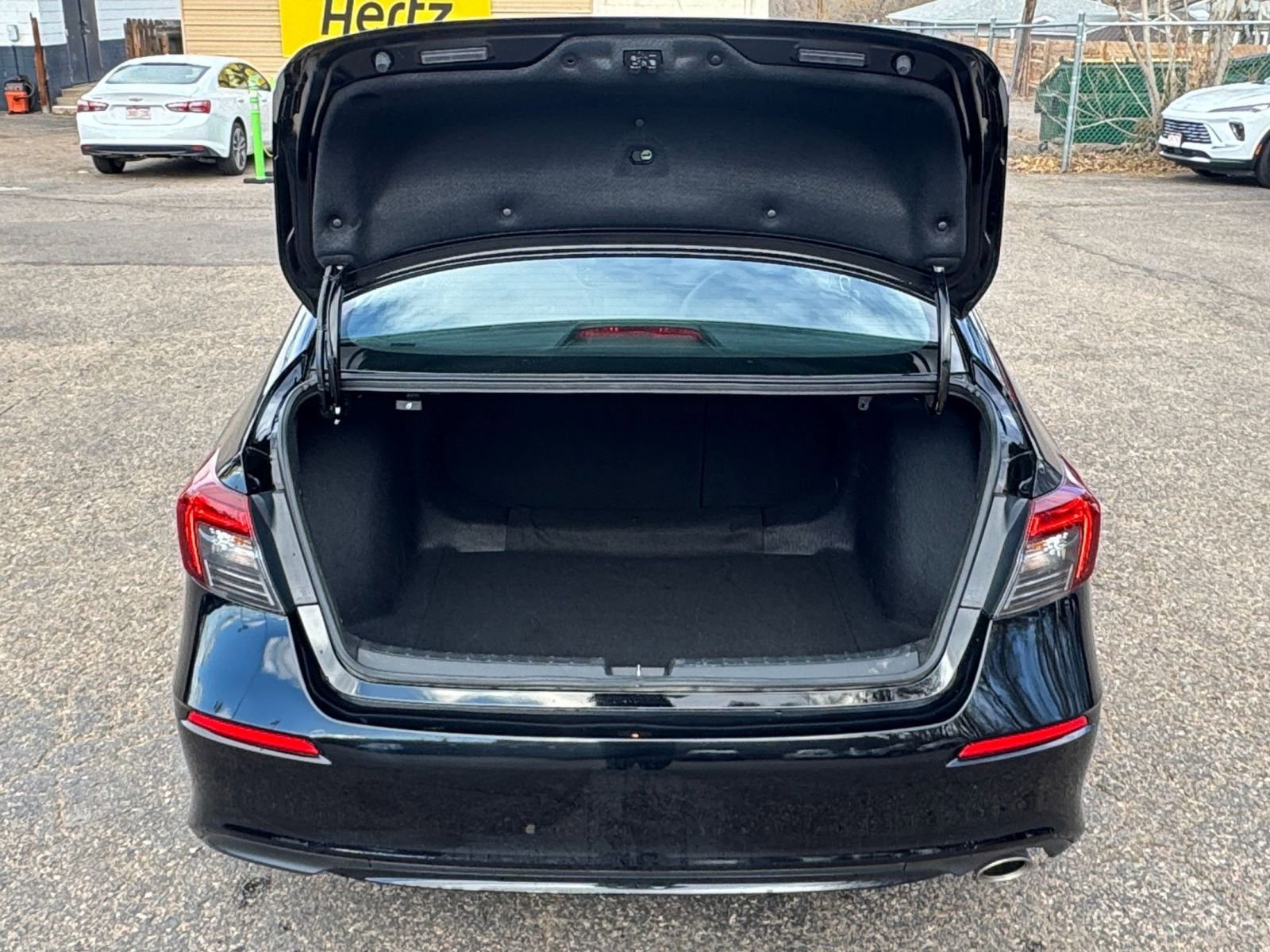 Used 2025 Honda Civic Sport image 29