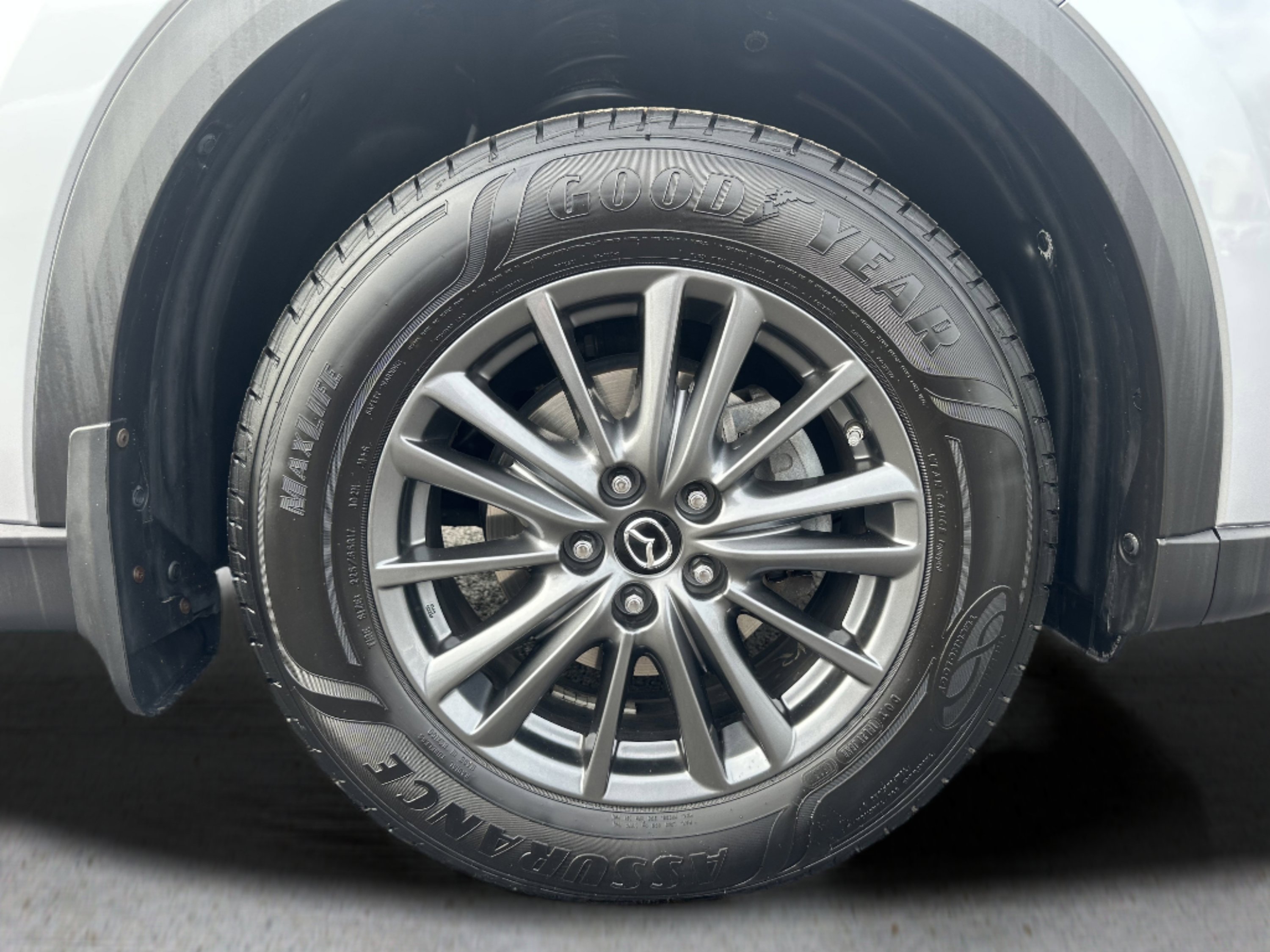 Used 2019 MAZDA CX-5 Touring image 8