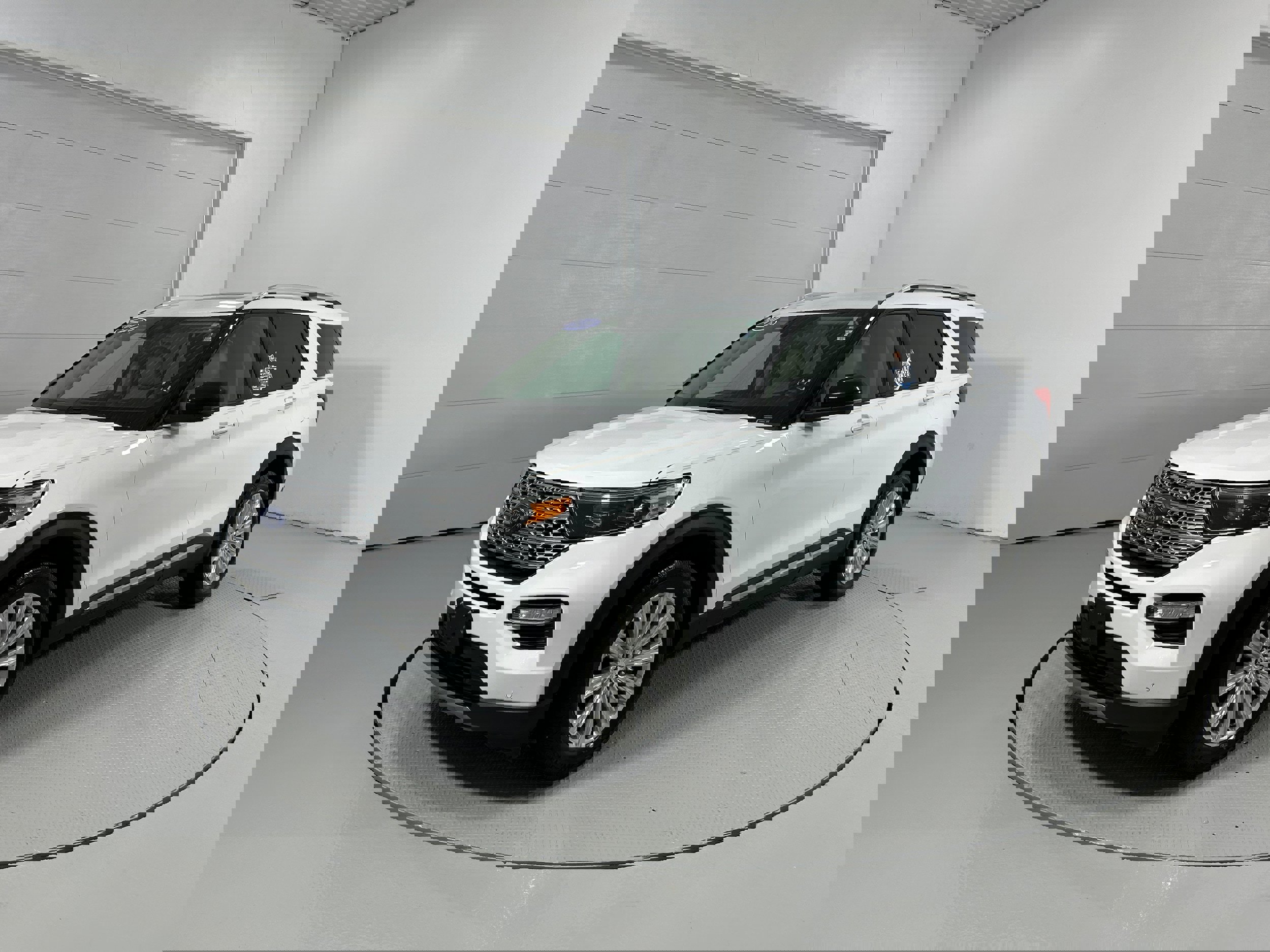 Used 2020 Ford Explorer Limited image 21