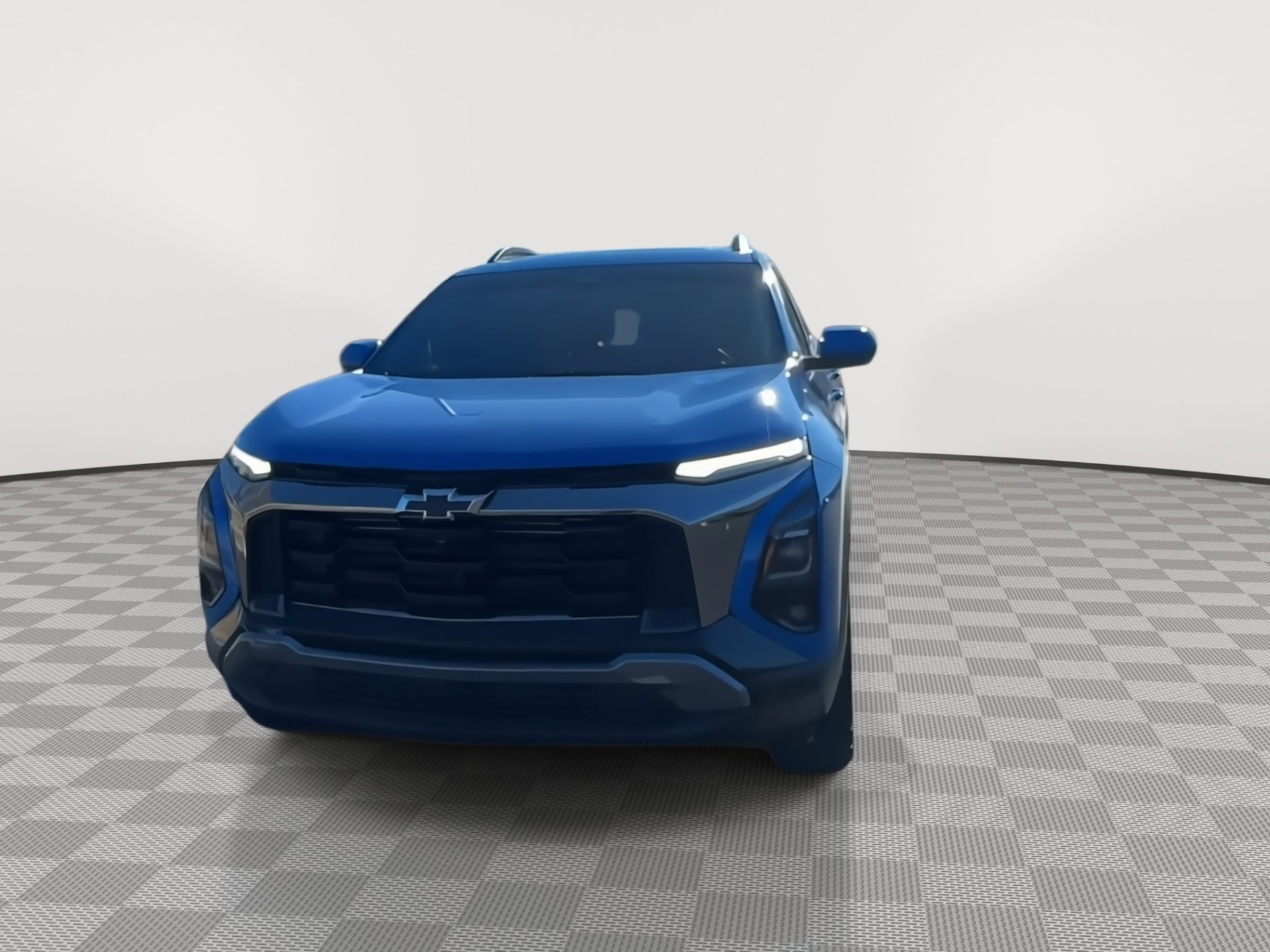 Used 2025 Chevrolet Equinox ACTIV w/ Safety and Technology Package image 4