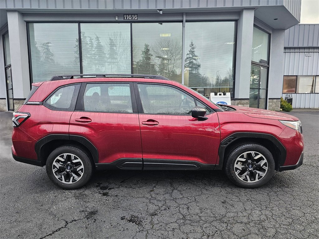 Used 2025 Subaru Forester image 8