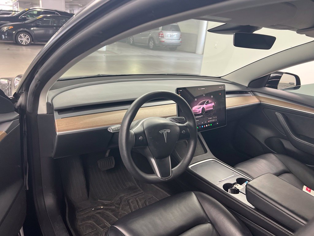 Used 2023 Tesla Model 3 Standard Range RWD image 9