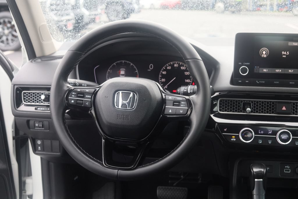 Used 2023 Honda Civic EX image 3