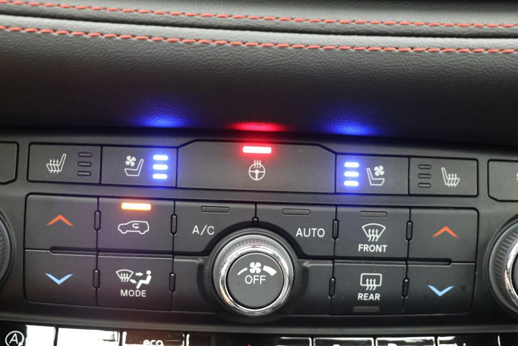Used 2025 Dodge Durango GT AWD/4WD image 26