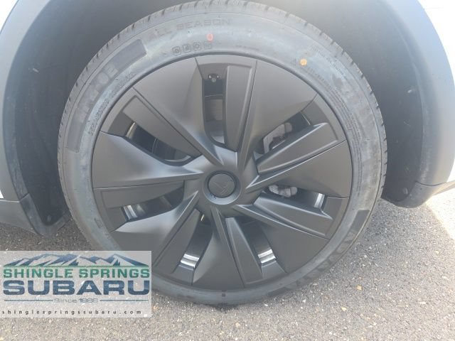 Used 2023 Tesla Model Y Long Range AWD/4WD image 37